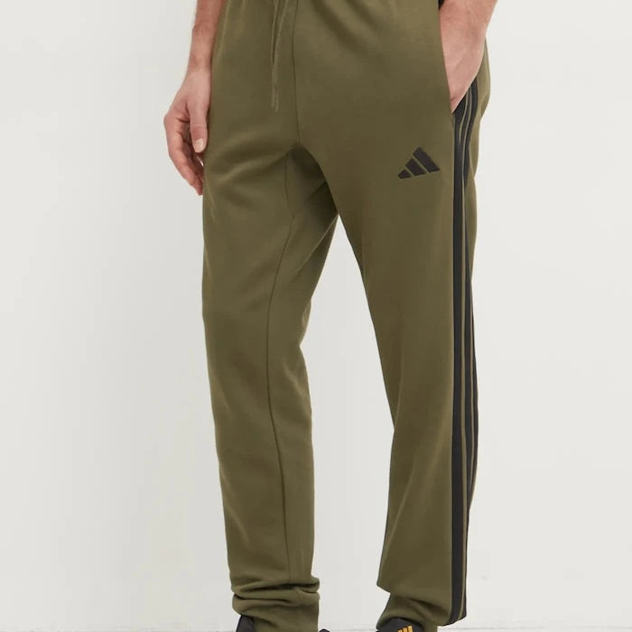 Спортен панталон adidas Essentials