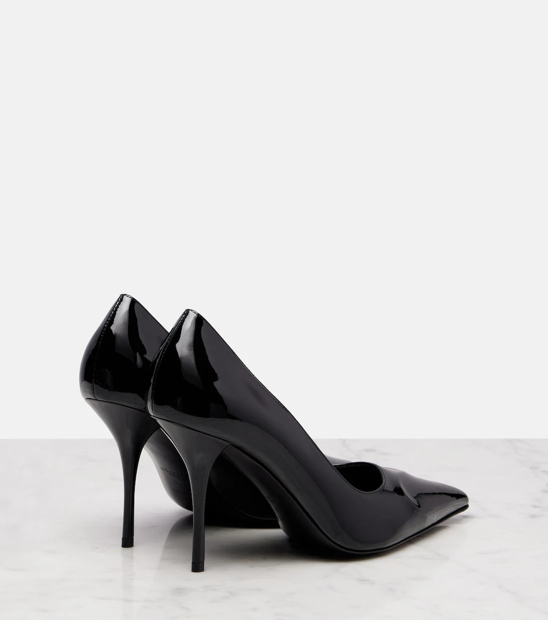 Alaïa - Le Cœur 3D 90 patent leather pumps