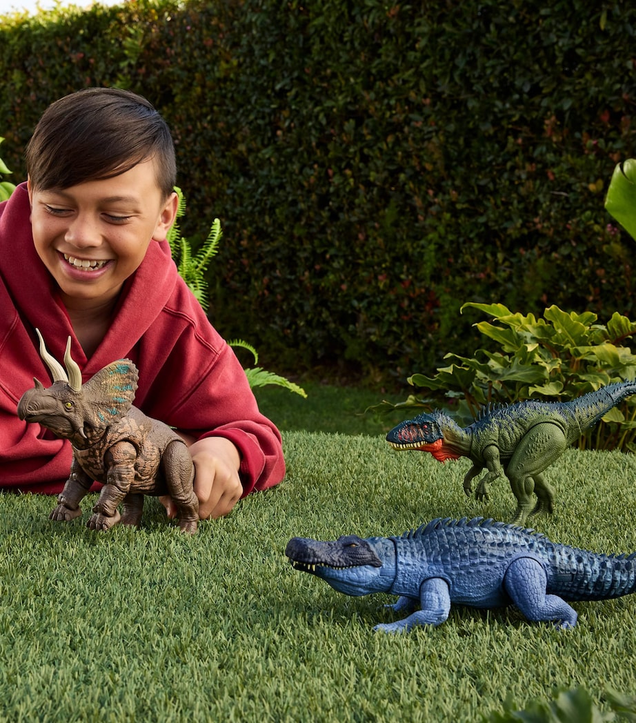 Jurassic World Gigantic Thrashers Purussaurus Dinosaur Figure