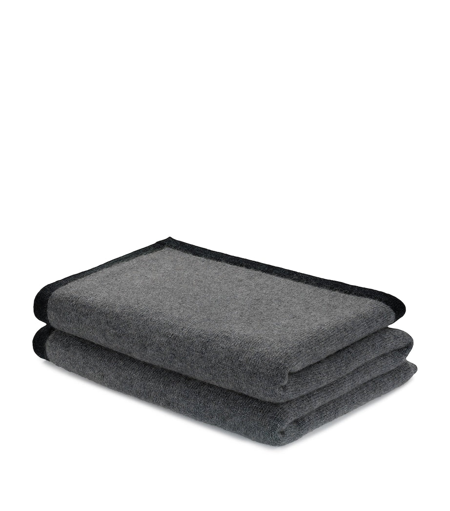 Cashmere Manyas Throw (140cm x 200cm)