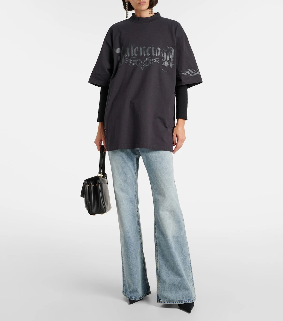 Balenciaga - تي شيرت كبير الحجم من جيرسي القطن بشعار العلامة