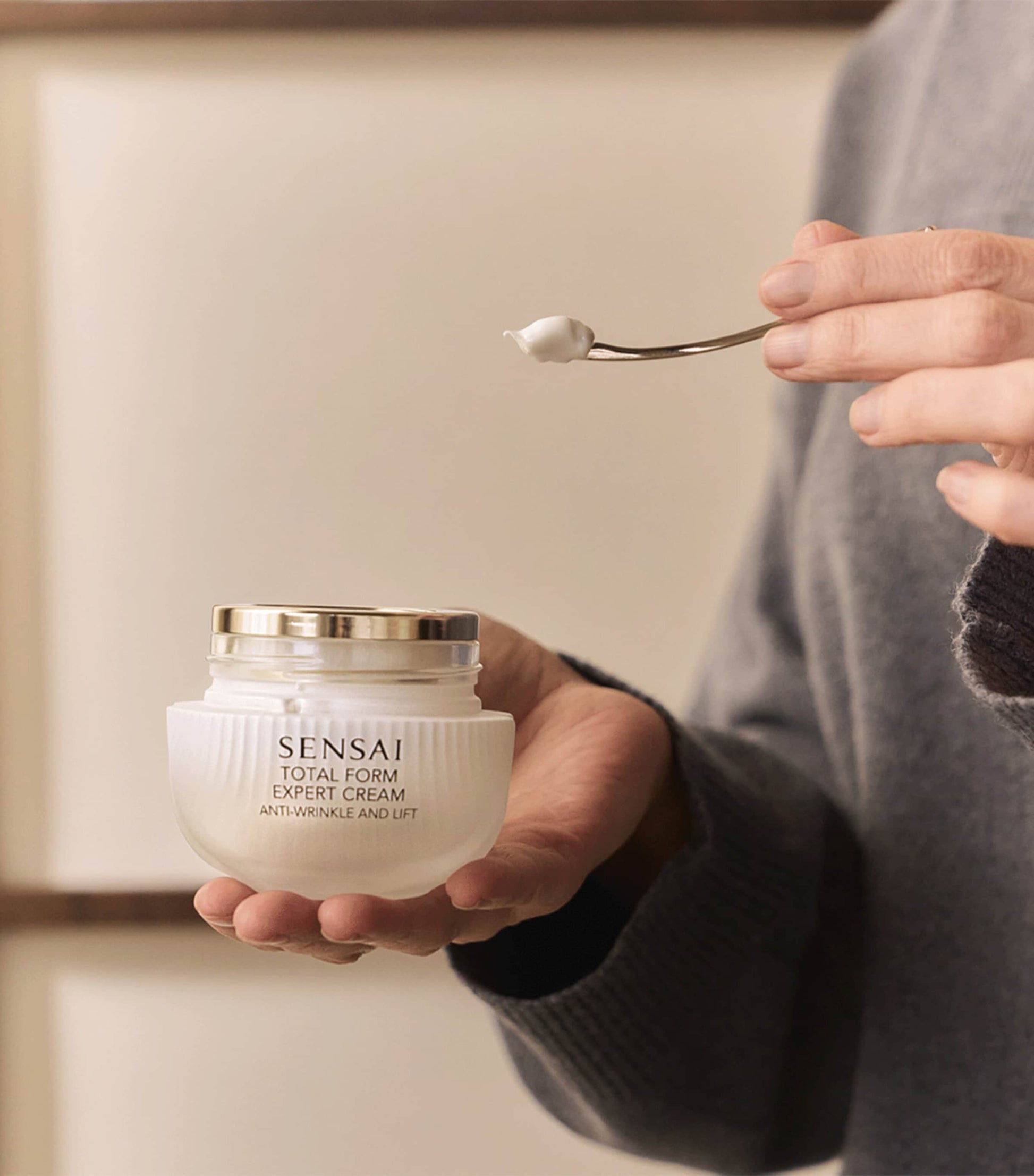 Total Form Expert Cream (50ml)