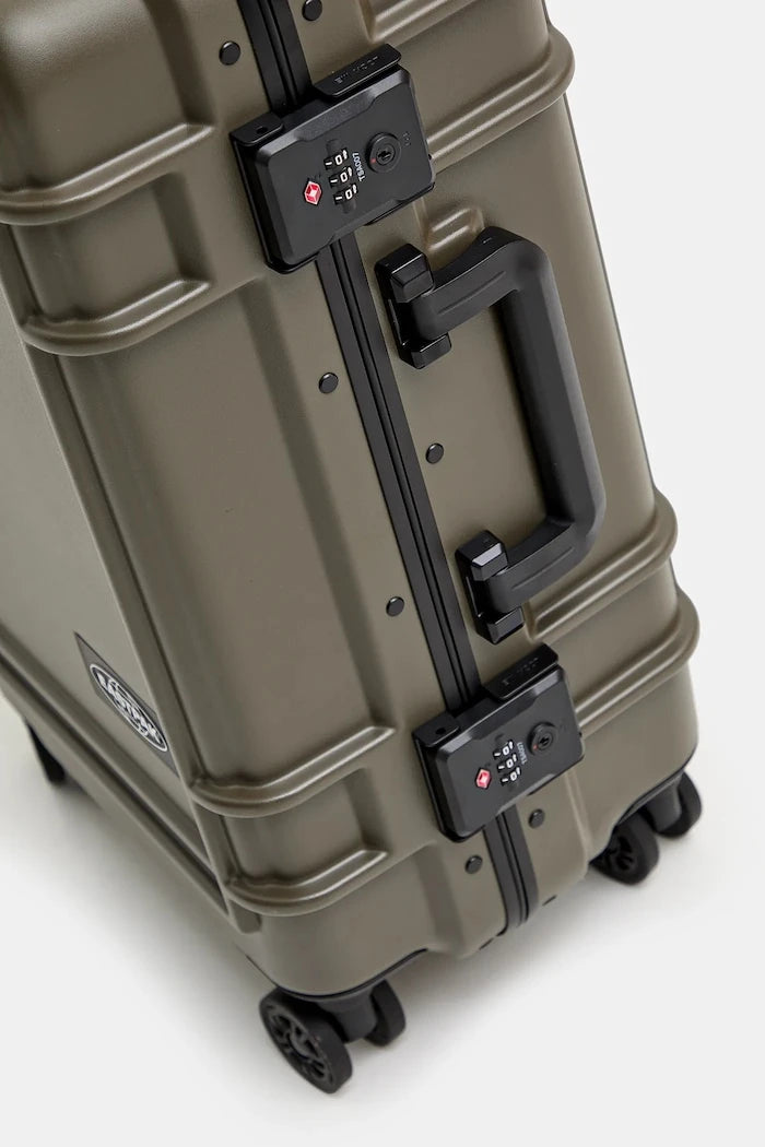 Eastpak Resist'R Case S