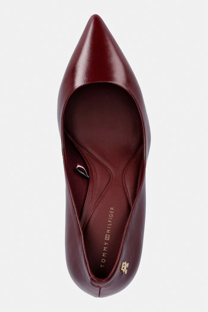 Tommy Hilfiger обувки с ток от кожа ESSENTIAL POINTED PUMP