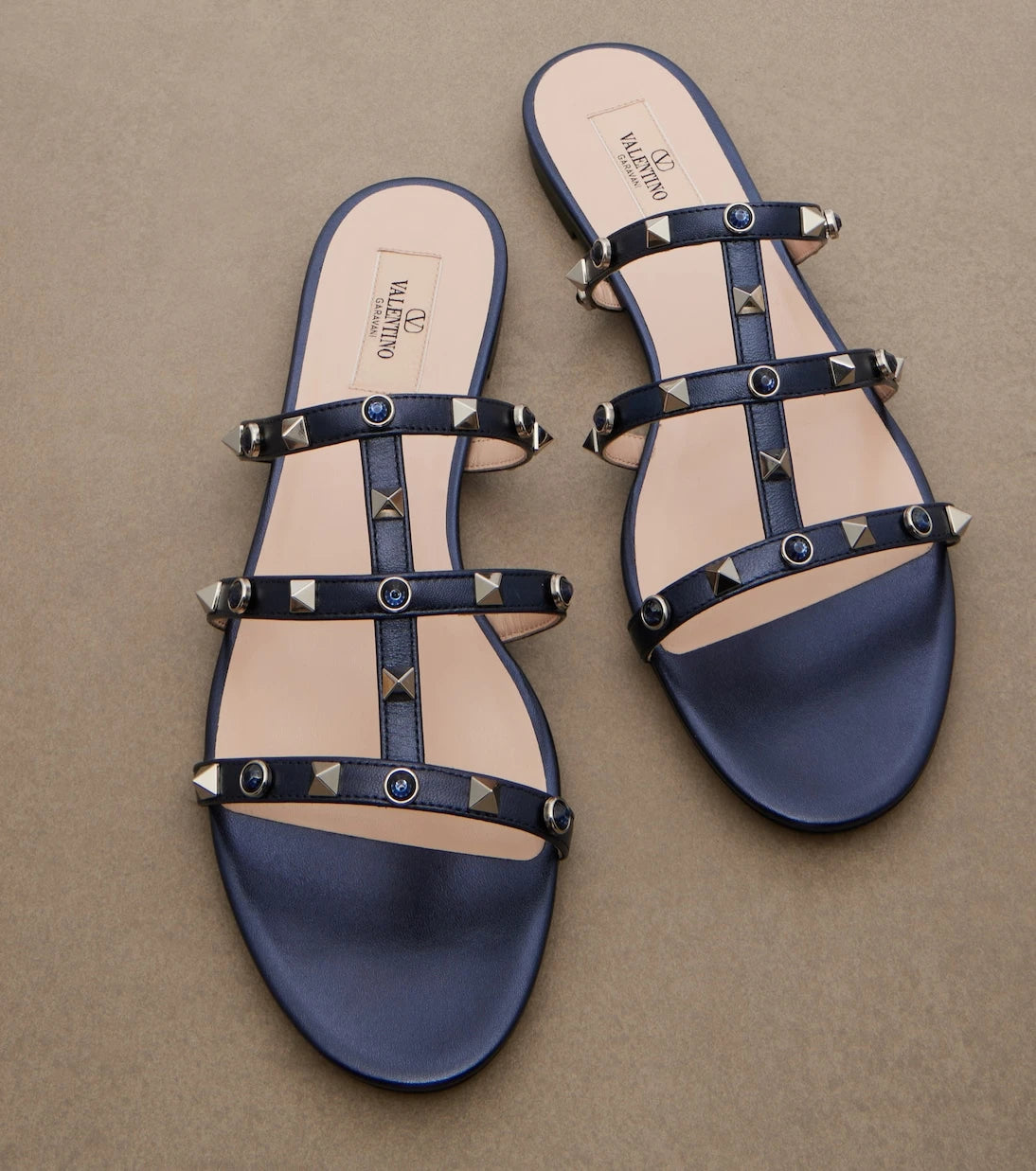 Valentino Garavani - Rockstud leather sandals