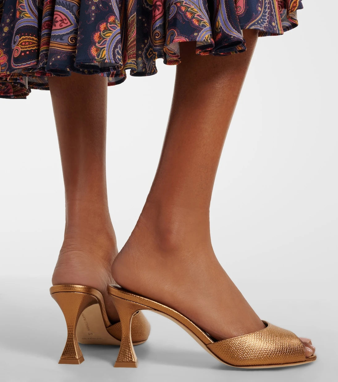 Manolo Blahnik - Jadaron metallic leather mules