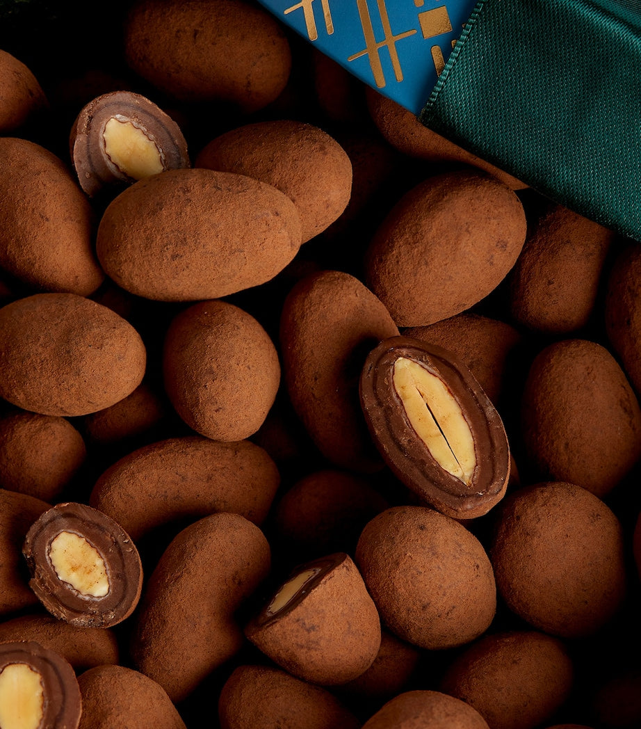 Cocoa-Dusted Almonds (1.1kg)