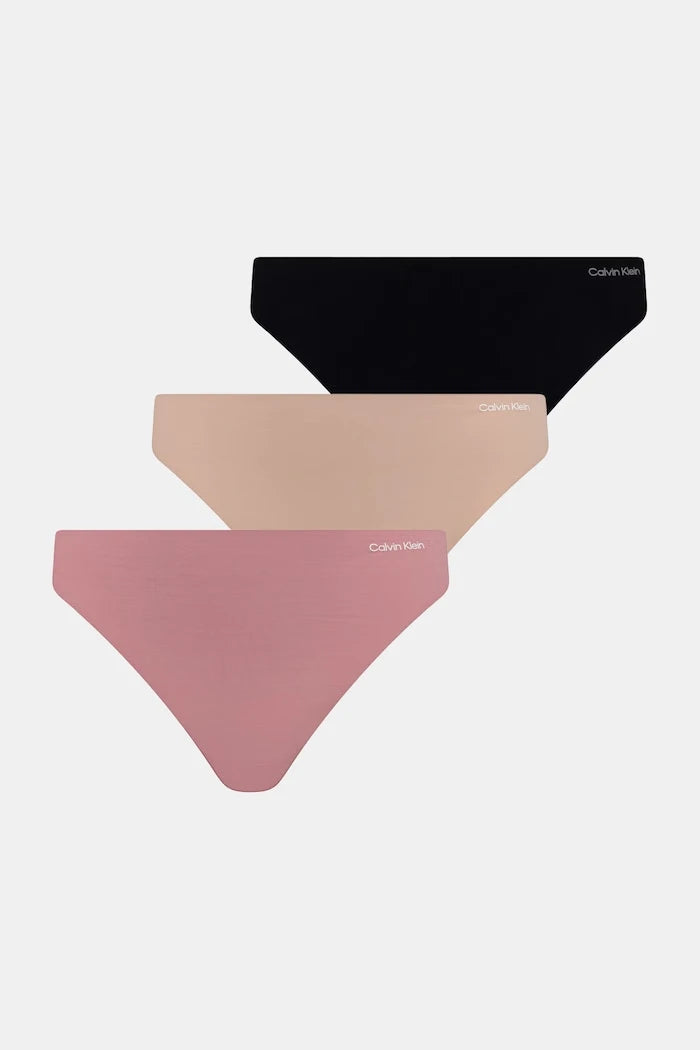 Calvin Klein Underwear kadın string külot 3’lü