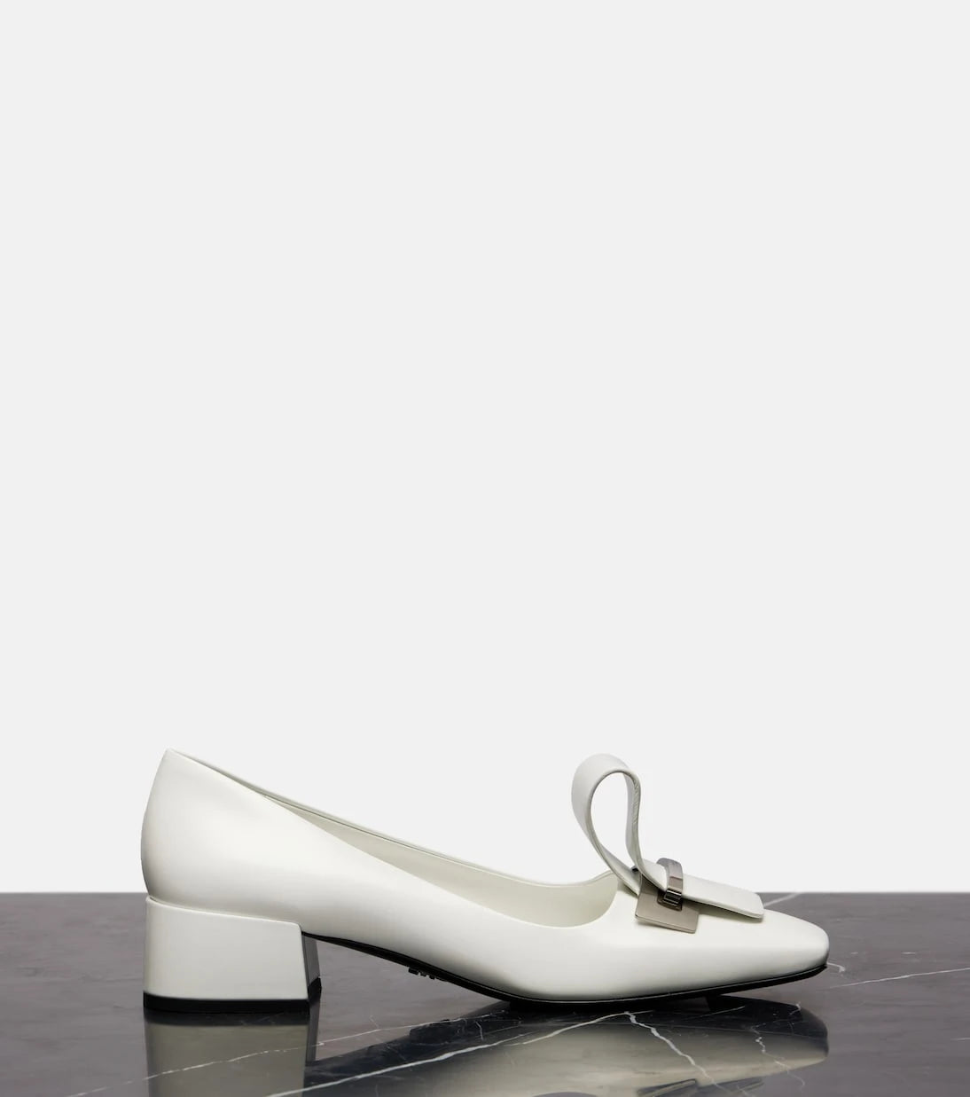 Prada - Leather pumps