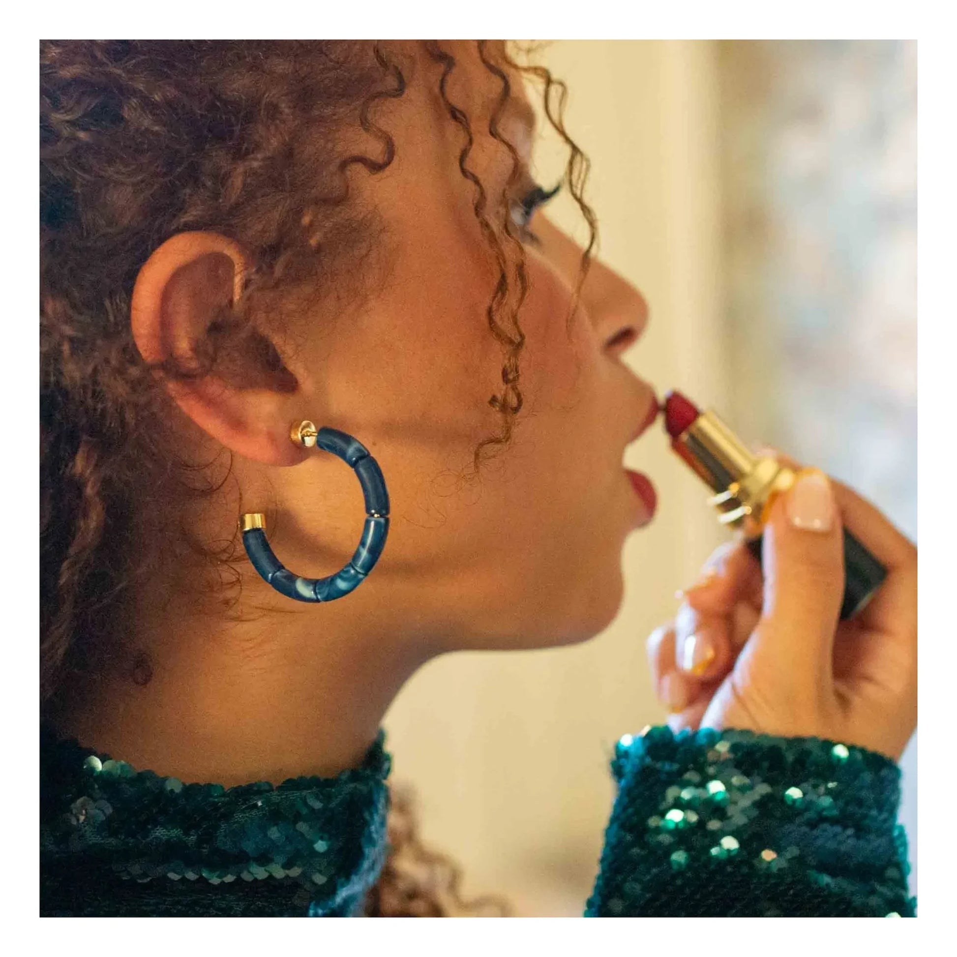 Parabaya - Personalized Bola Earrings | Blue