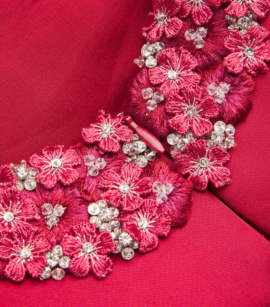 Red Sleeveless Mistletoe Gown