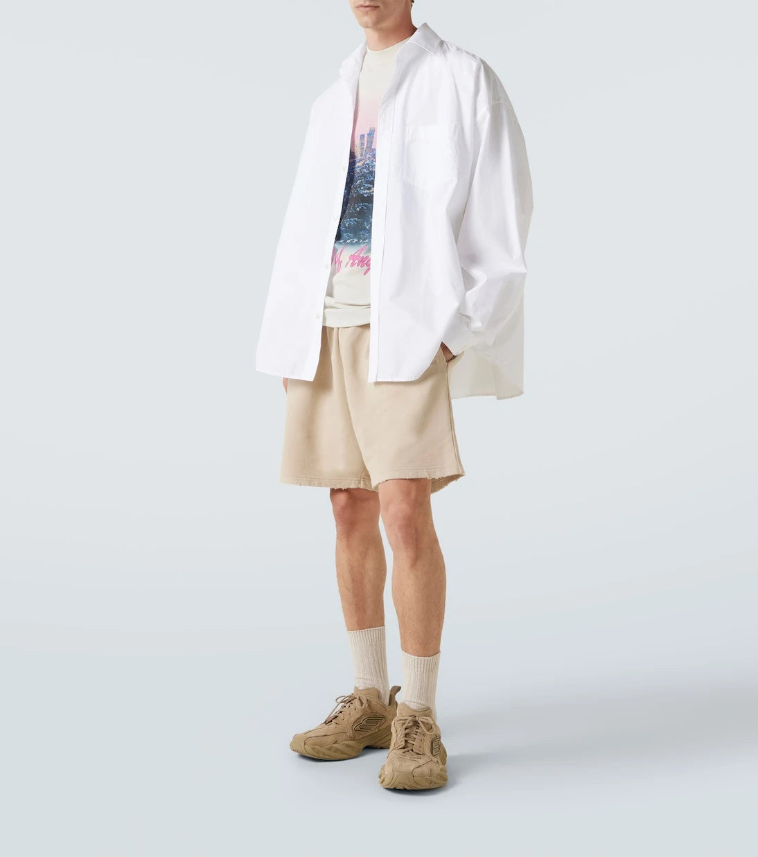 Balenciaga - شورت قطني بشعار ممزق في الخلف