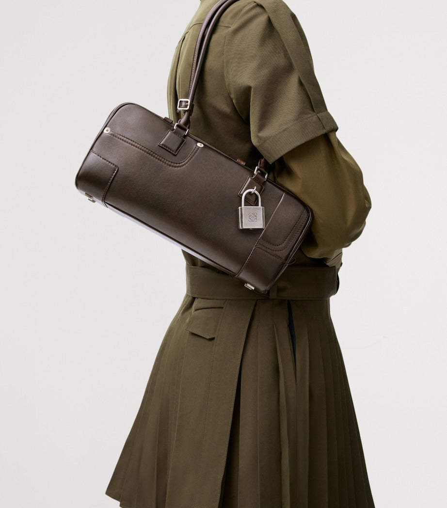 Calfskin Amazona 31 Panta Shoulder Bag