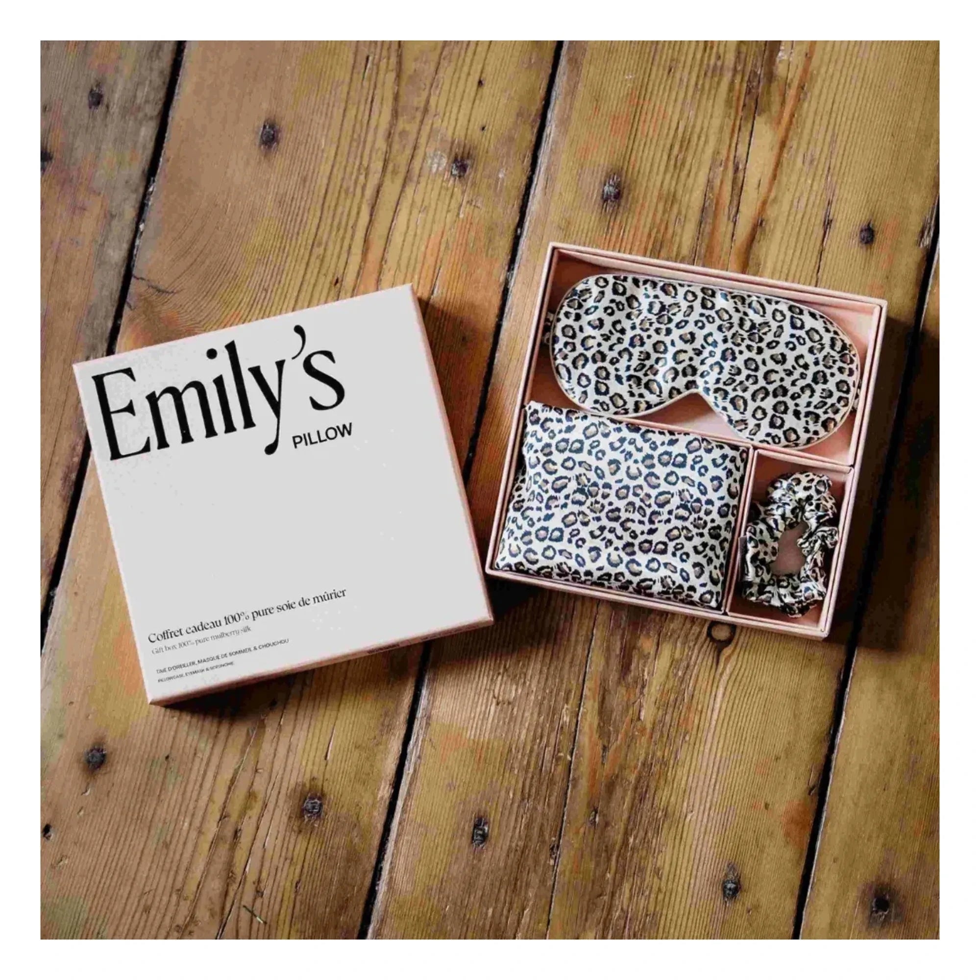 Emily's Pillow - Leopard-print mulberry silk sleep set