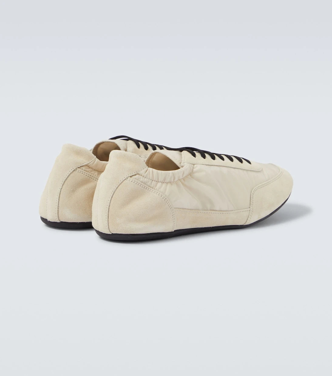 Prada - حذاء سنيكرز Re-Nylon وجلد السويد القابل للطي