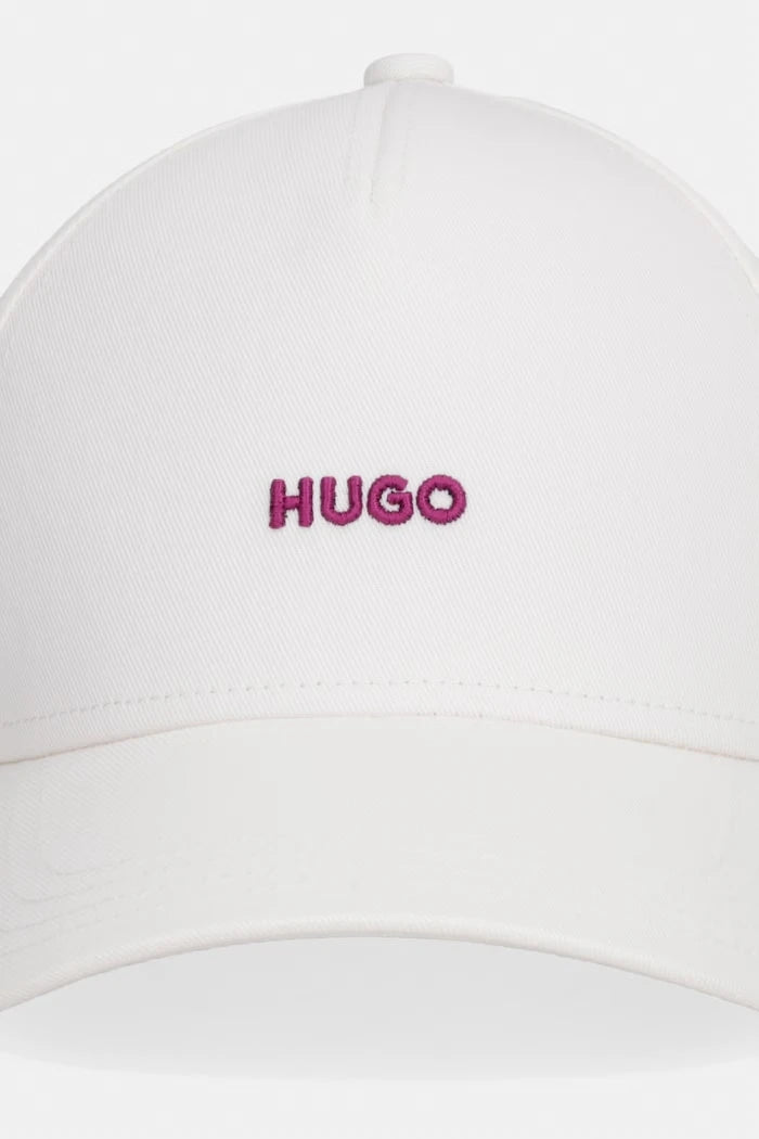 HUGO шапка с козирка дамска от памук Cara