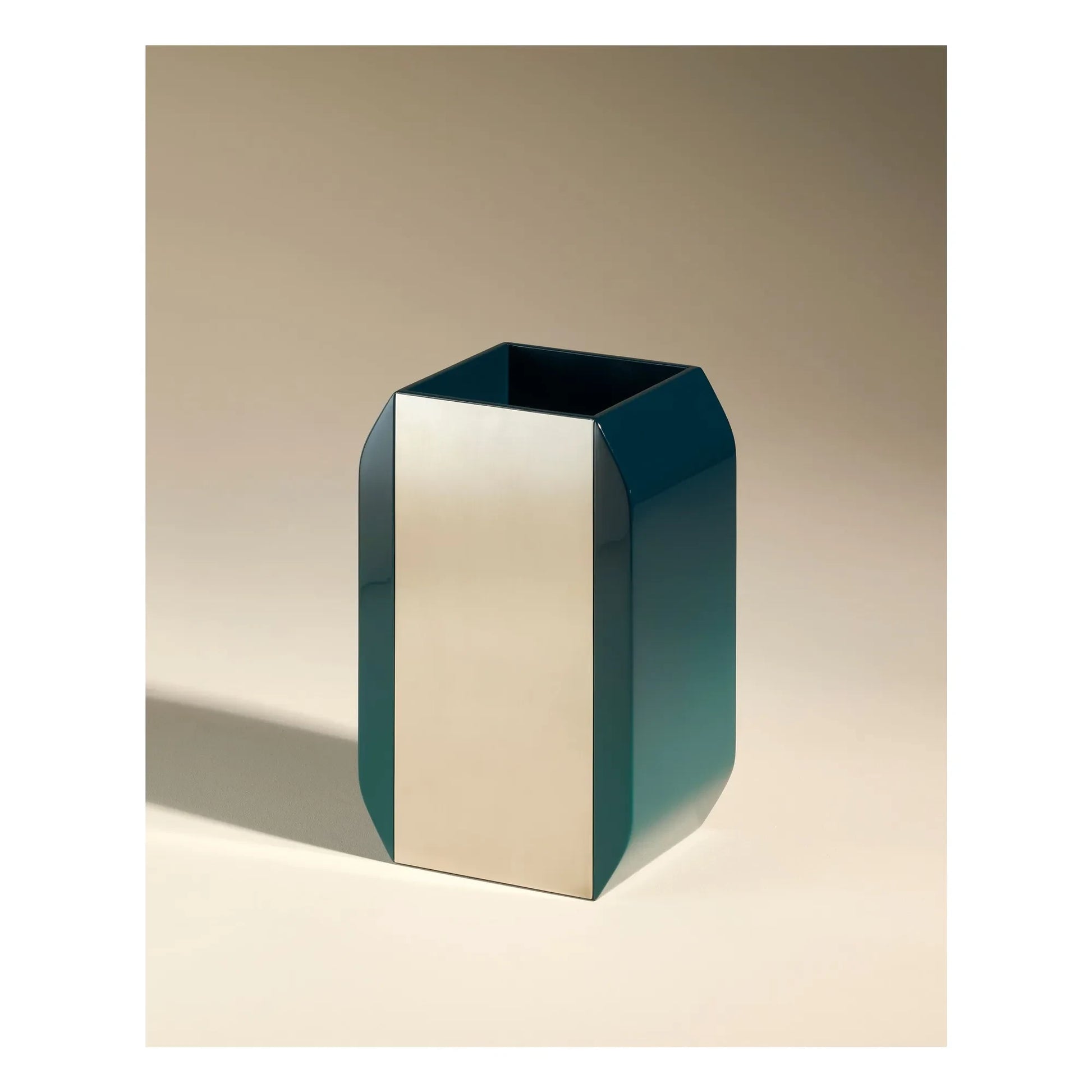 Maison Sarah Lavoine - Oscar vase | Sarah Blue