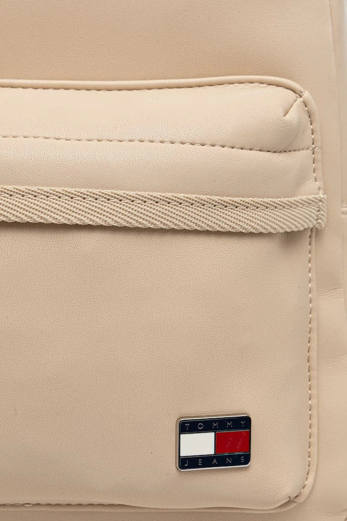Tommy Jeans Kadın Suni Deri Sırt Çantası