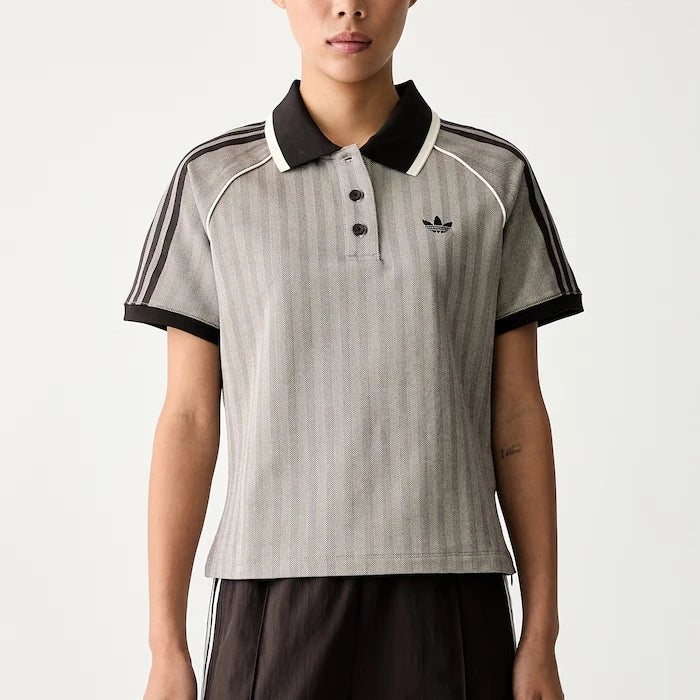 adidas Originals yakalı kadın tişörtü