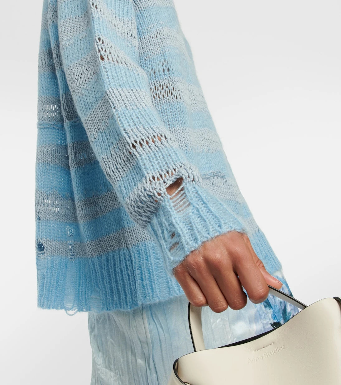 Acne Studios - سترة مقلمة مهترئة