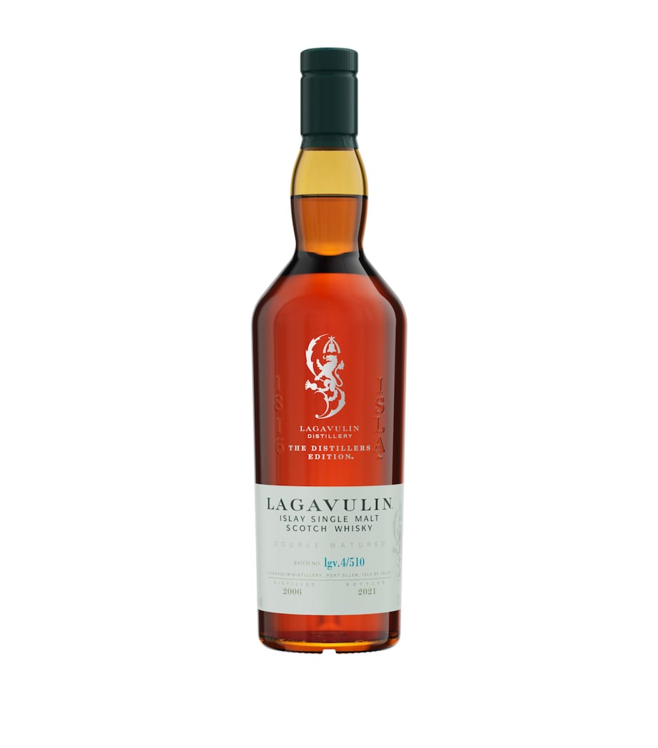 Lagavulin Distillery Islay Single Malt Scotchy Whiskey (70cl)