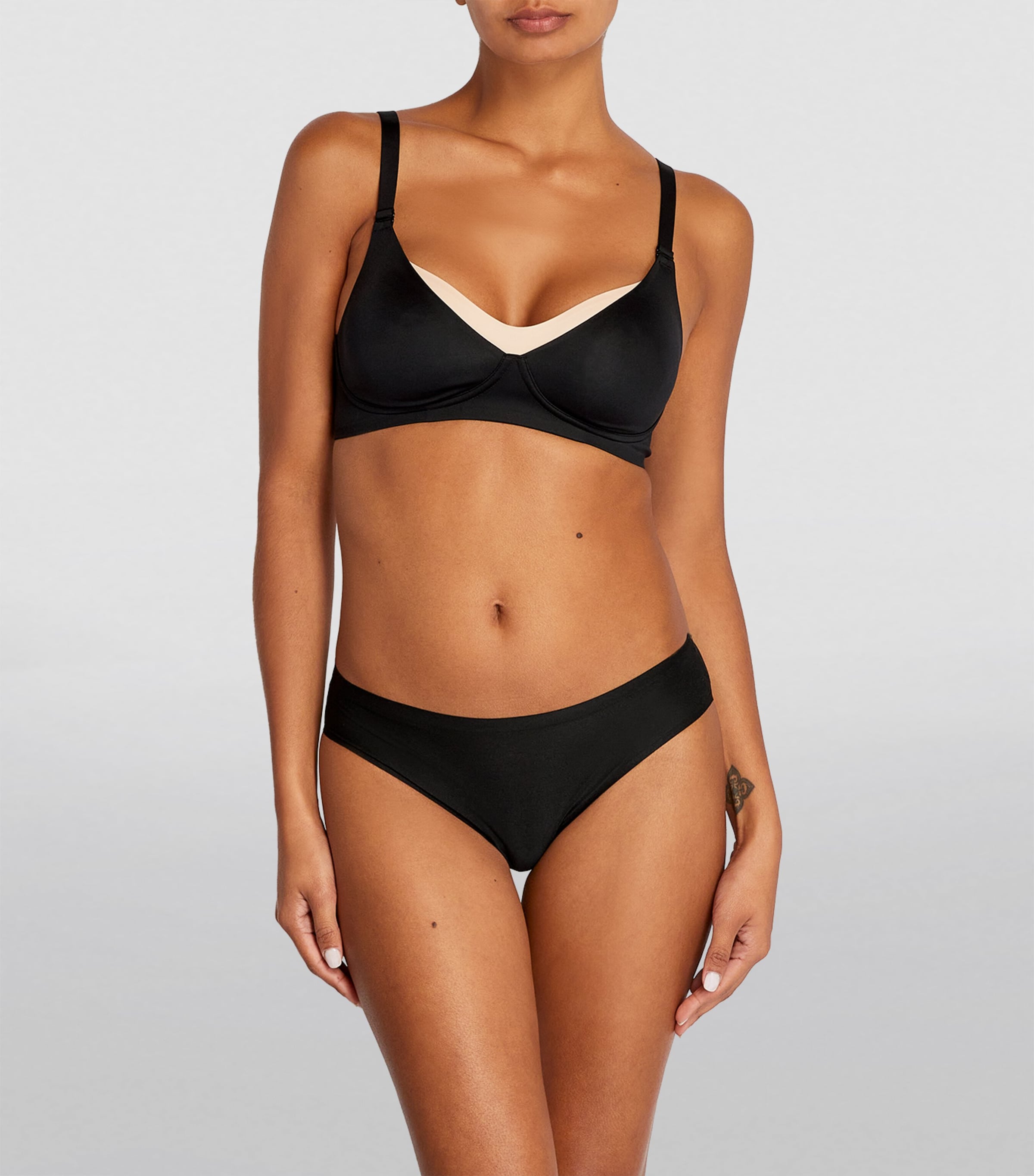 Black Wireless Nursing Bra