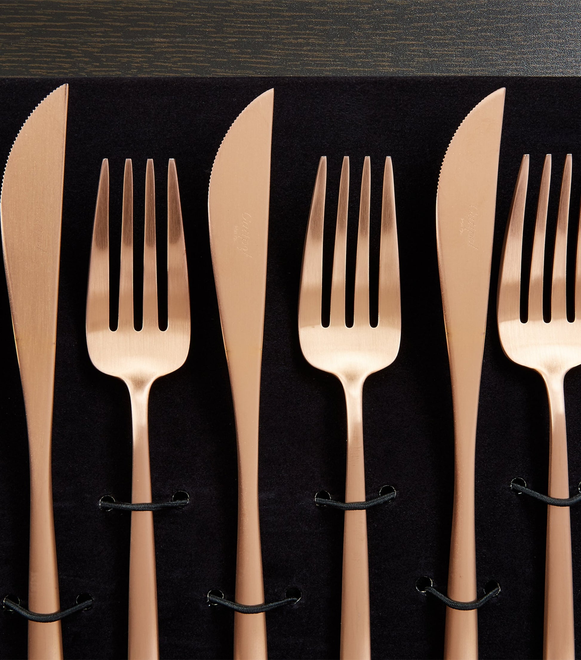 Cutipol Moon 24-Piece Cutlery Set