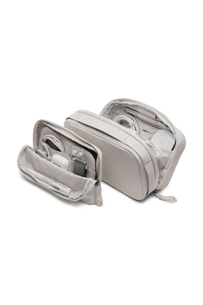 2'si 1 arada seyahat organizatörü Orbitkey Tech Pouch x KonMari 23 x 14 x 8 cm