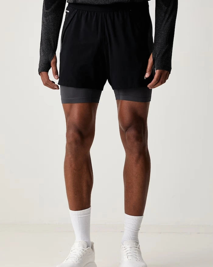Asics erkek 2'si 1 arada şort ROAD 2-N-1 5IN SHORT
