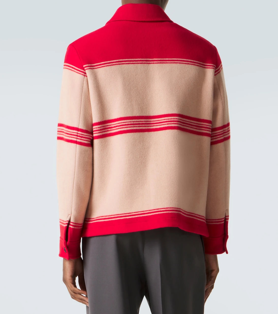 Burberry - جاكيت EKD من مزيج الصوف