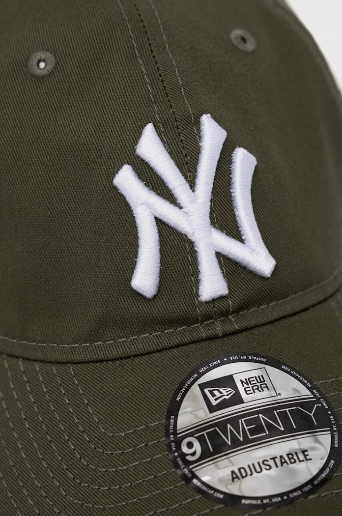 Памучна шапка с козирка New Era LEAGUE ESSENTIAL 9TWENTY®