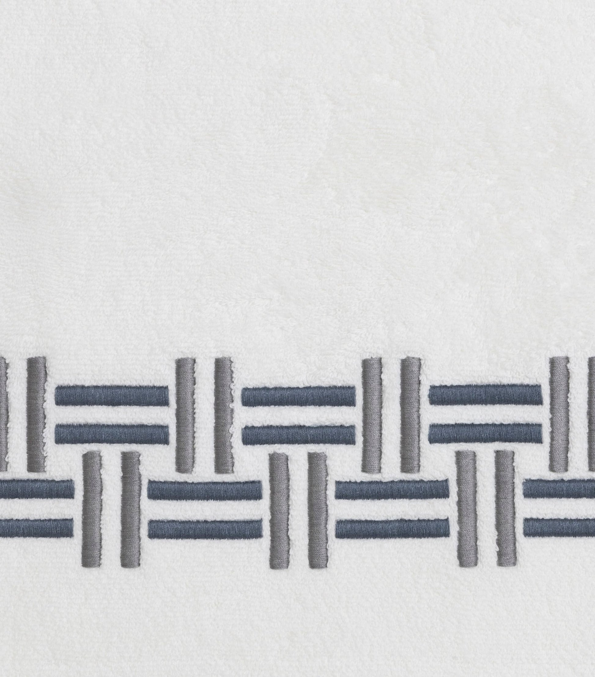 Basket Weave Bath Towel (100cm x 150cm)