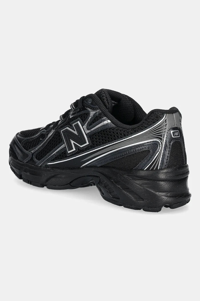 New Balance 740 Sneakers