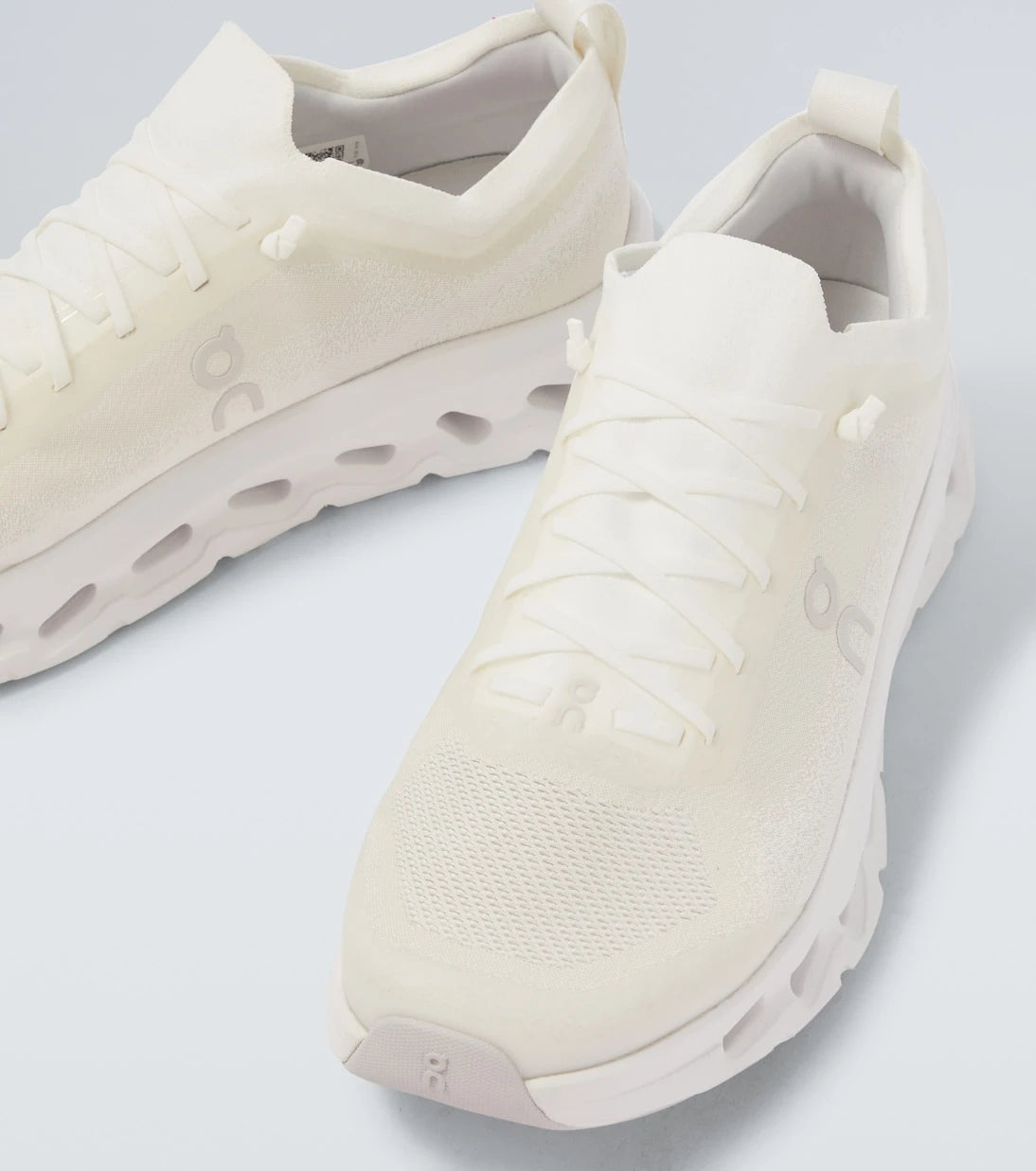On - Cloudtilt Moon running shoes