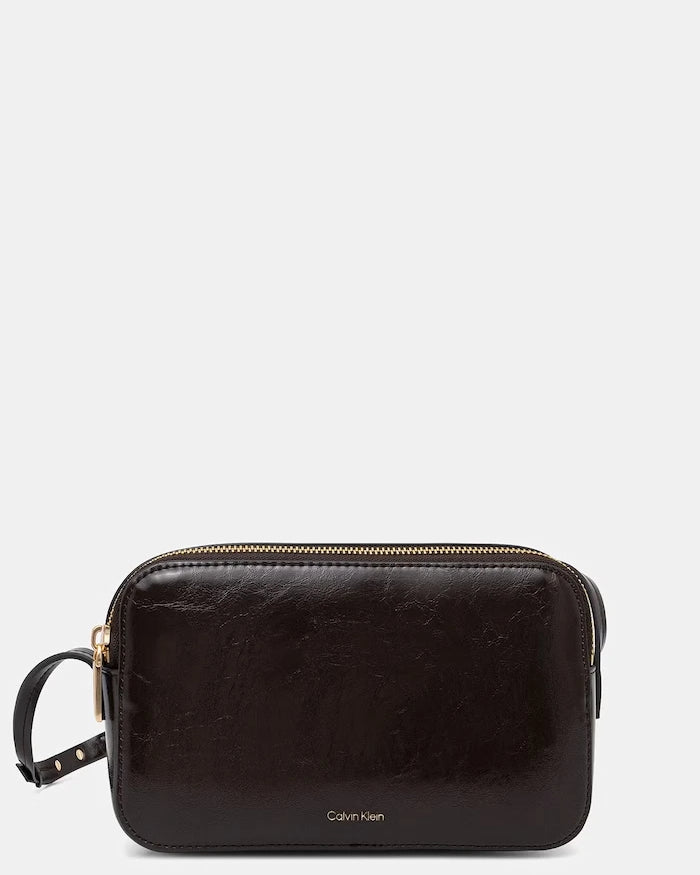 Calvin Klein kadın crossbody çanta
