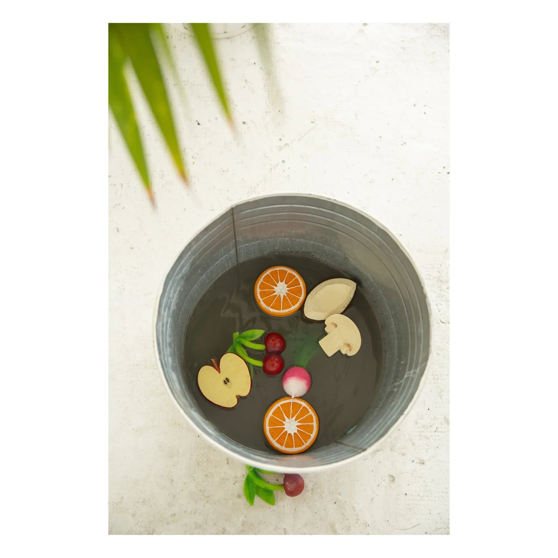 Oli & Carol - Pepita the Apple Teething Ring | Yellow