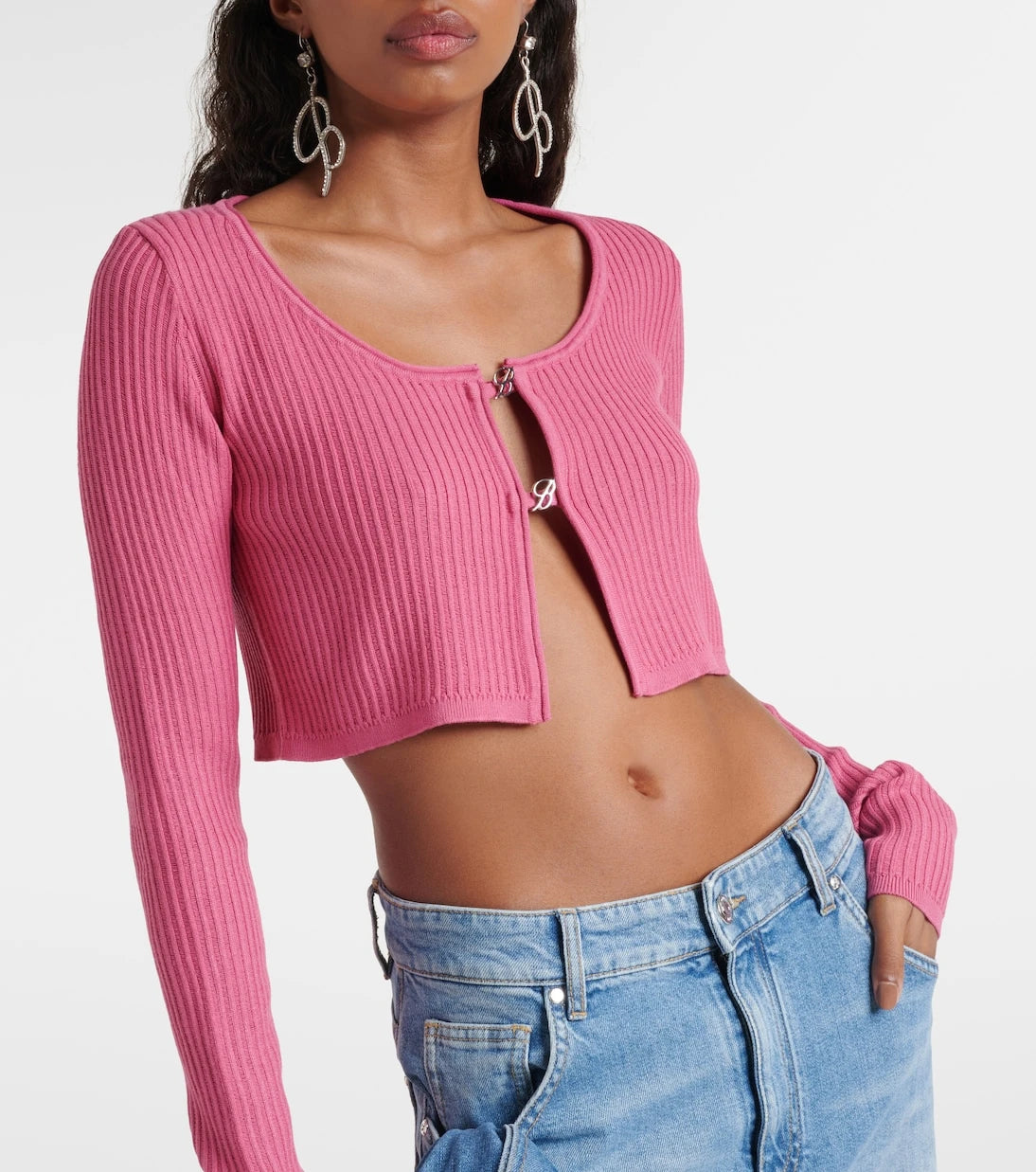 Blumarine - كارديجان قصير بياقة مضلعة وشعار العلامة التجارية