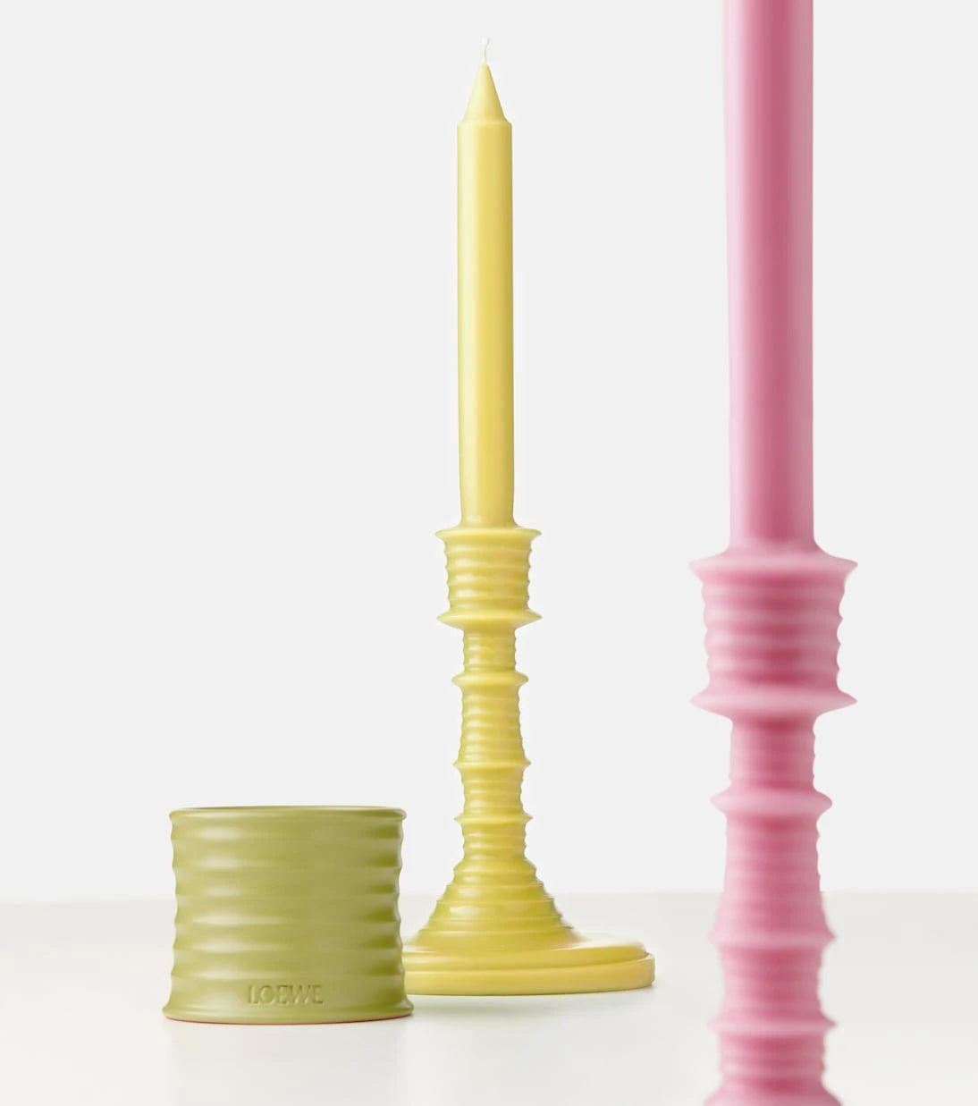 Loewe Home Scents - شمعة معطرة برائحة زهر العسل