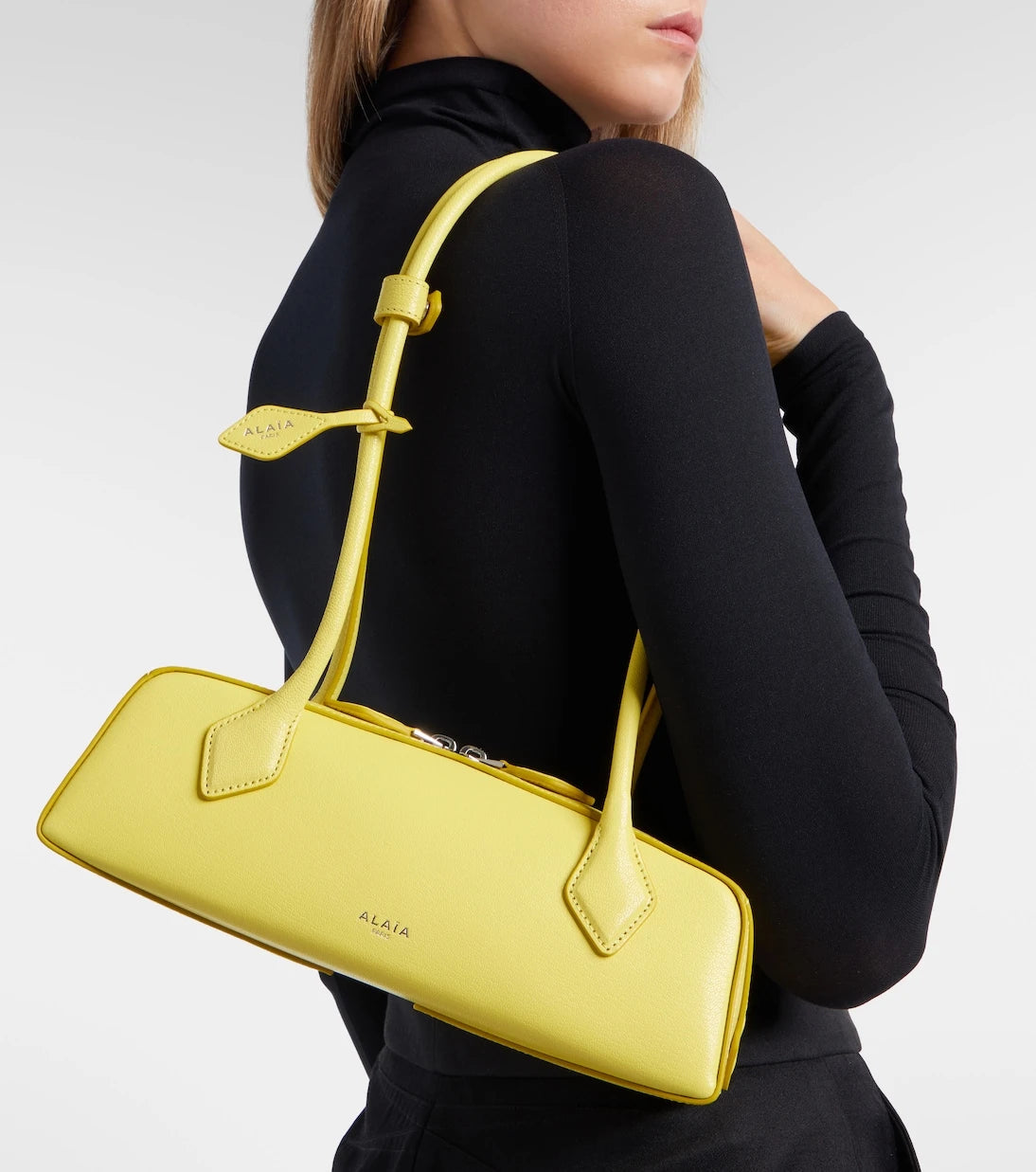 Alaïa - Le Teckel Small leather shoulder bag