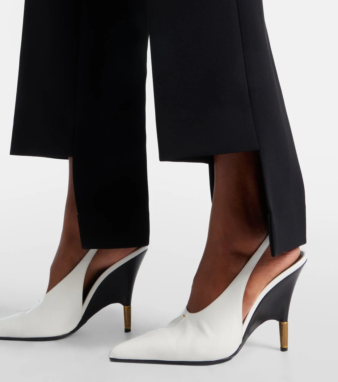 Khaite - Bella 100 leather slingback pumps