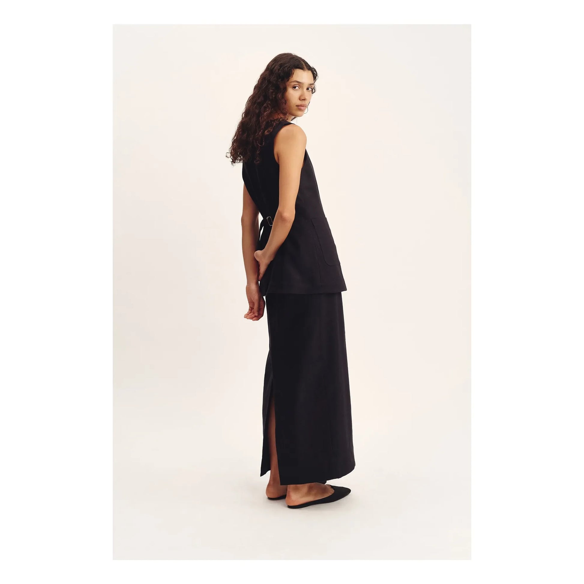 Posse - Emma Linen Sleeveless Jacket | Black