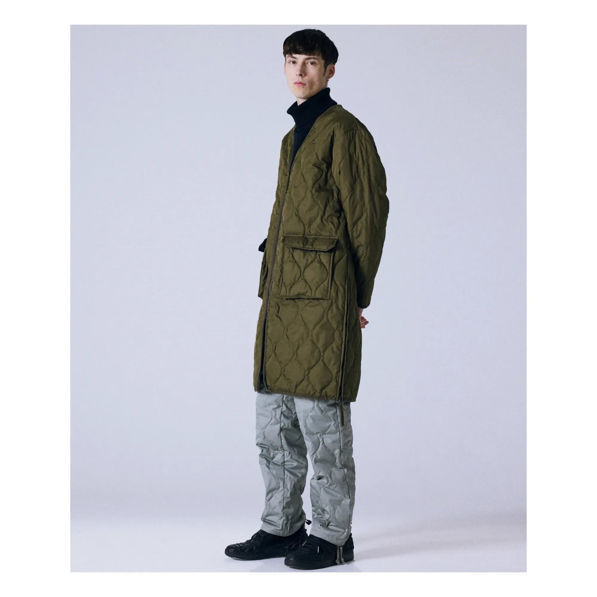 Taion - Military Unisex Long Zip Quilted Jacket | Olive green