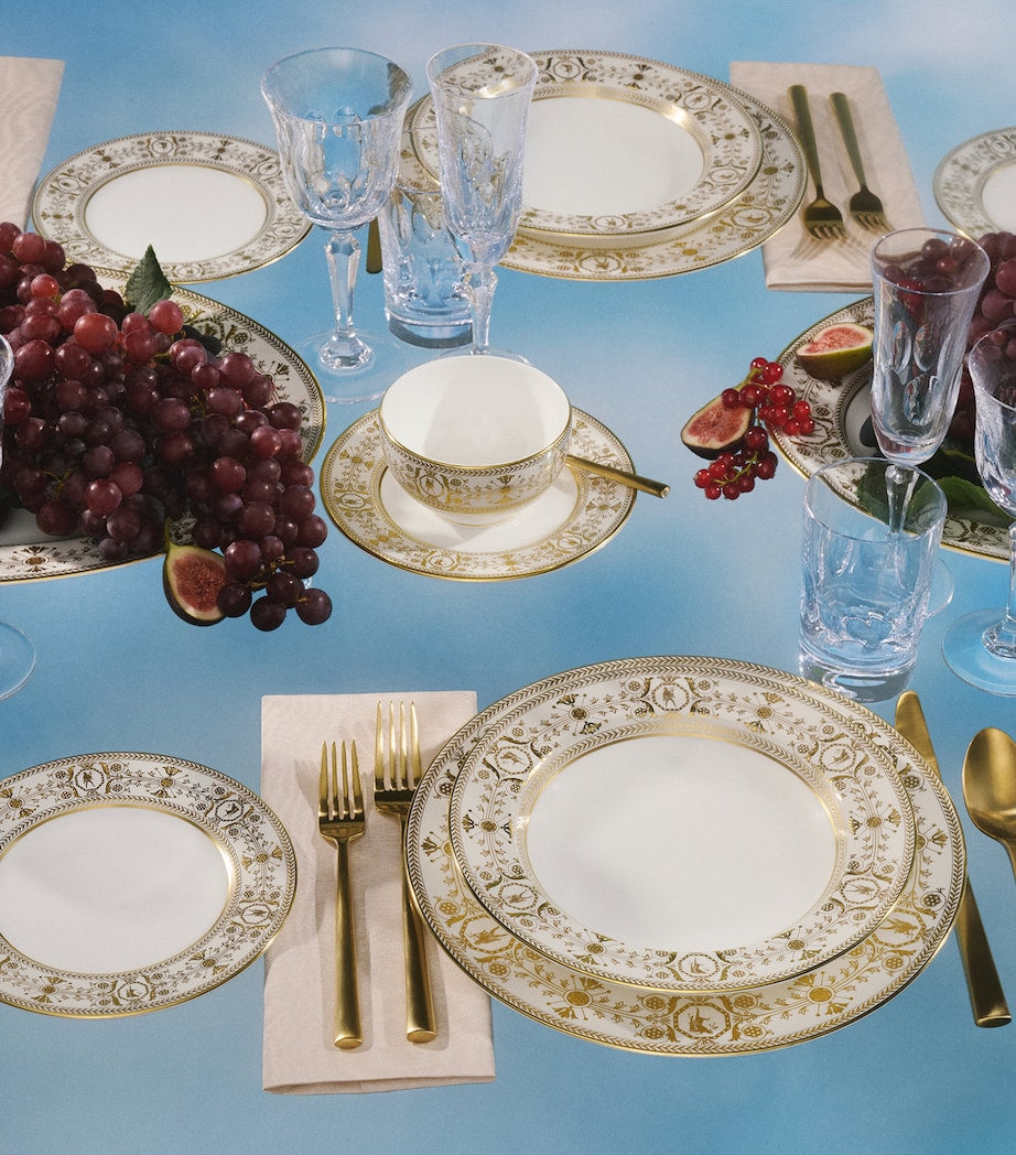 Set of 2 Bacchus Plates (20.6cm)