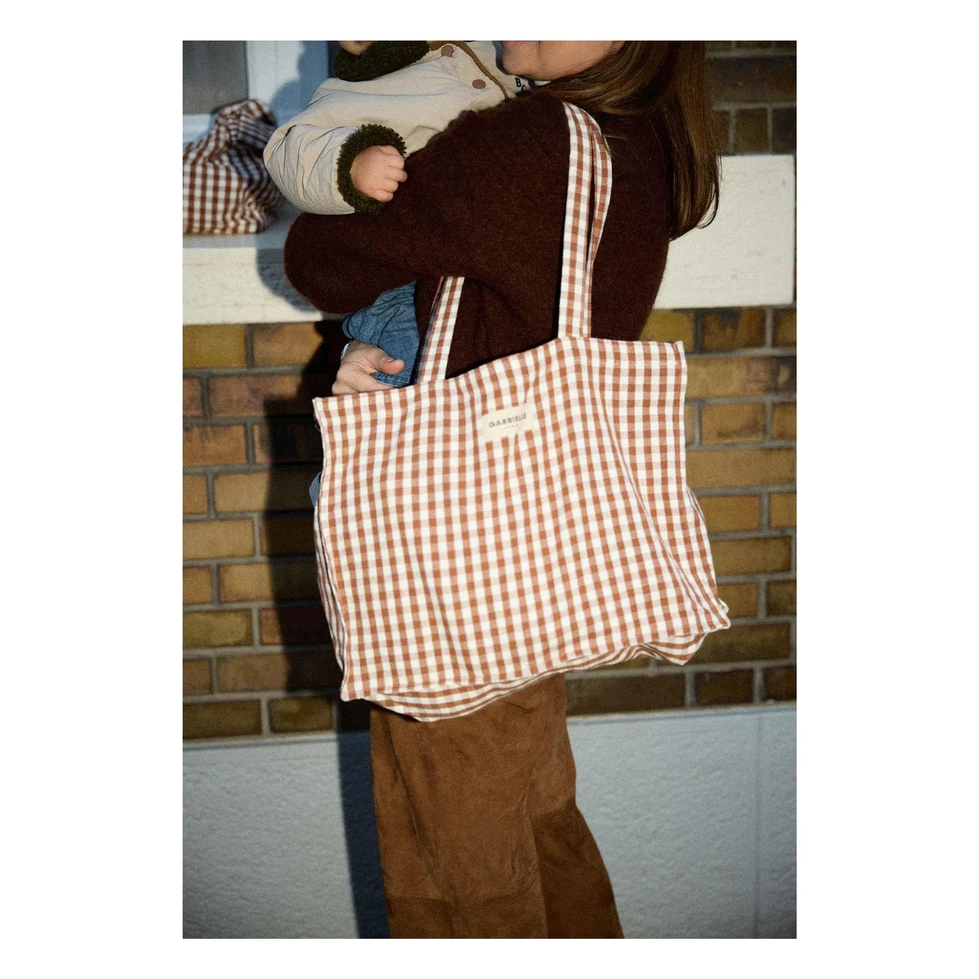 Gabrielle Paris - Moka gingham weekend bag  | Mocha