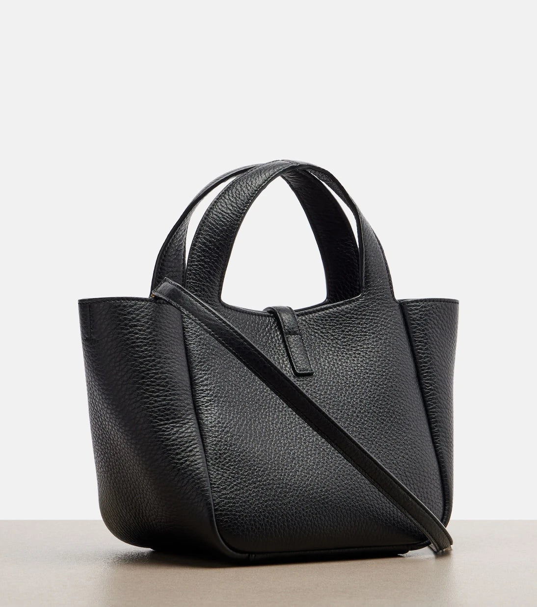 Saint Laurent - Le 5 à 7 Bea Baby leather tote bag