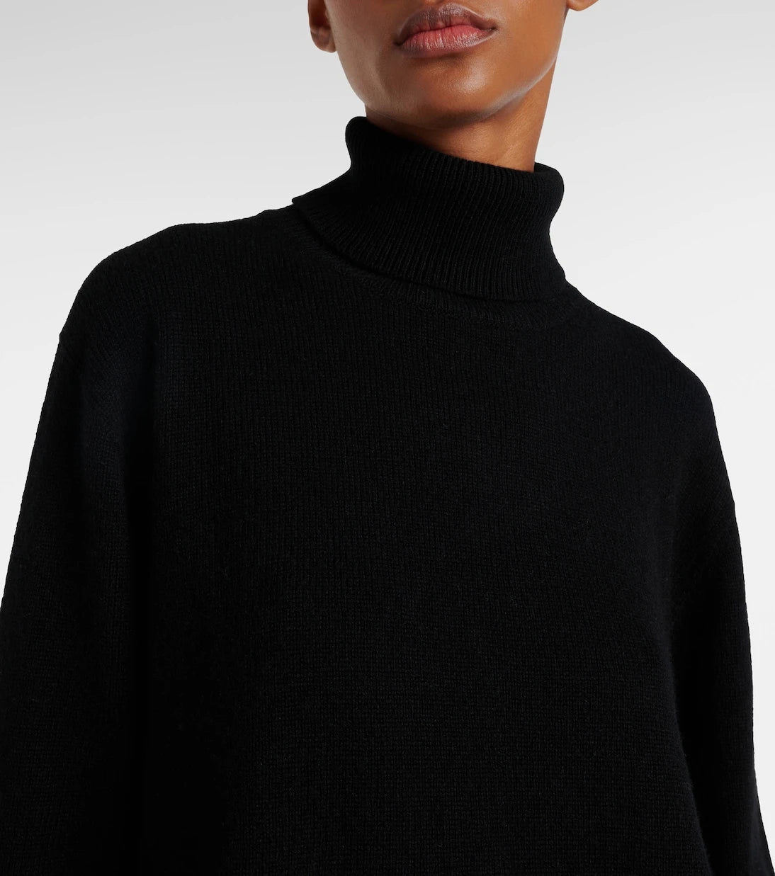 The Row - Stepny wool and cashmere turtleneck sweater