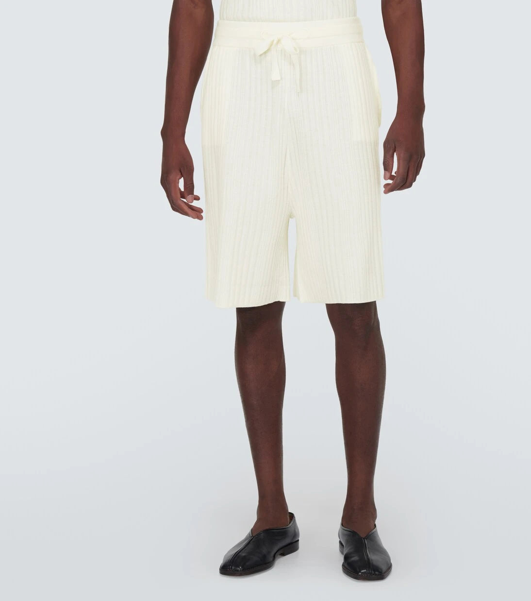 King & Tuckfield - Wool shorts