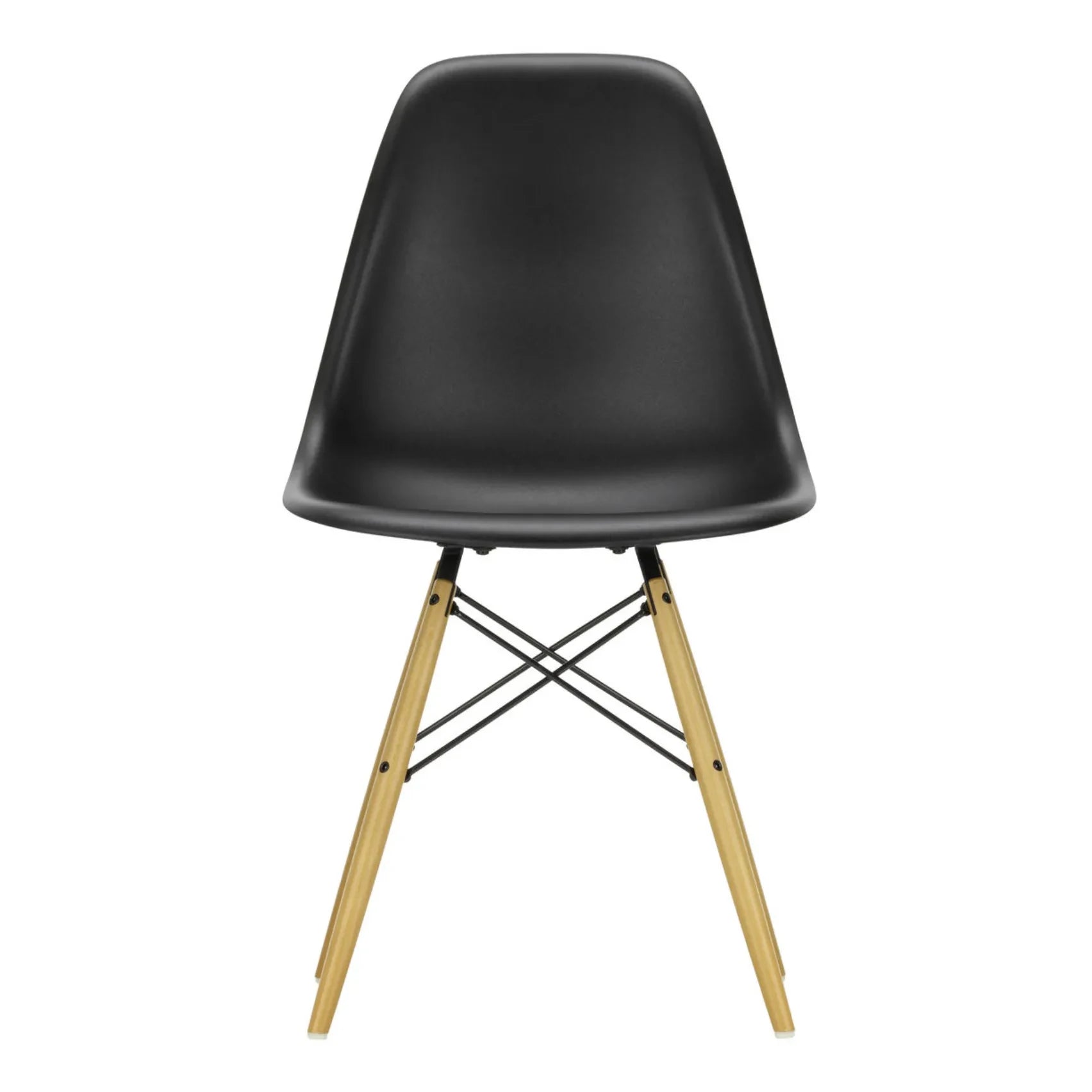 Vitra - DSW plastic chair - maple base - Charles &amp; Ray Eames | Black
