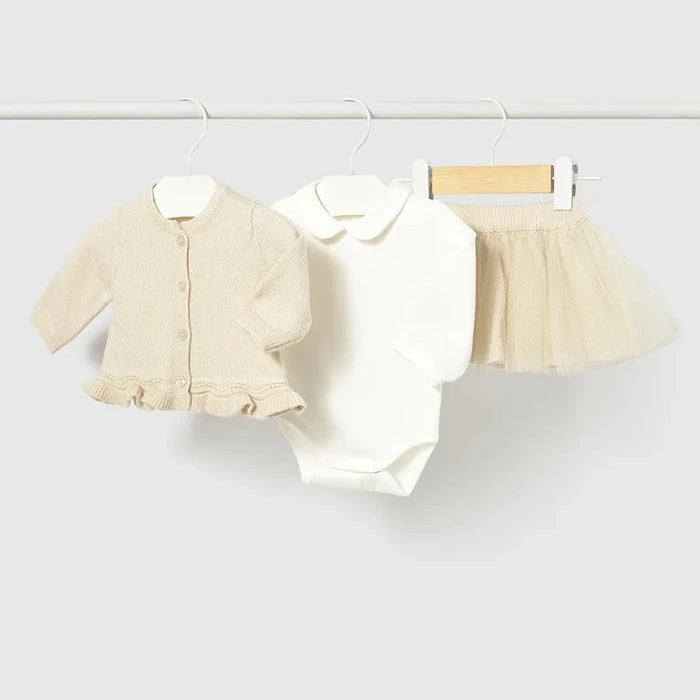 Mayoral Newborn комплект за бебе