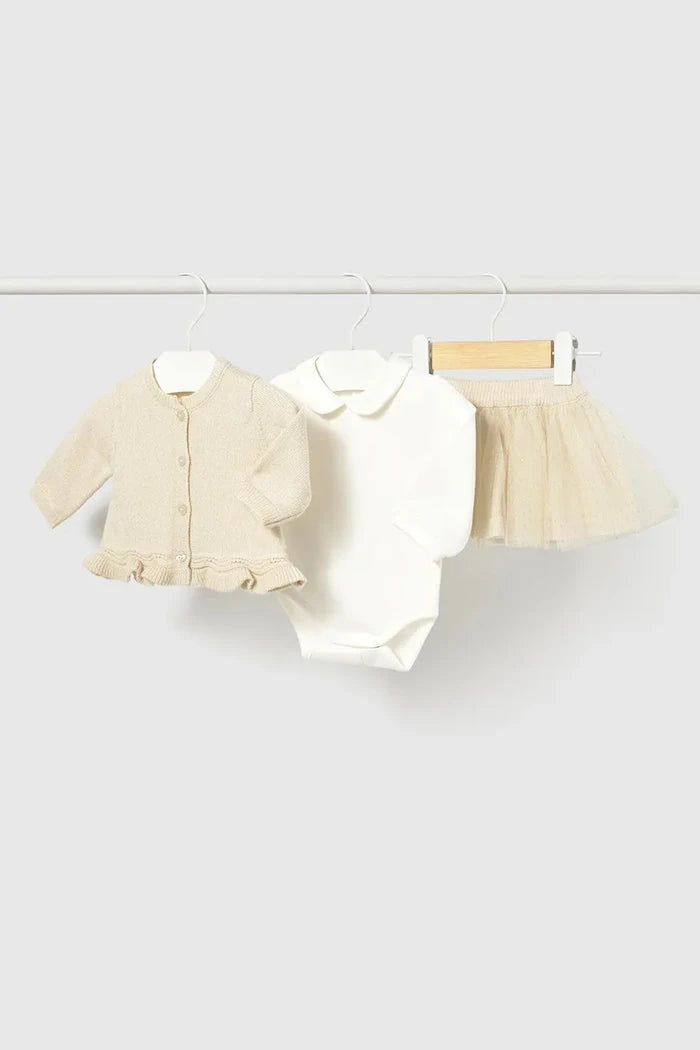 Mayoral Newborn комплект за бебе